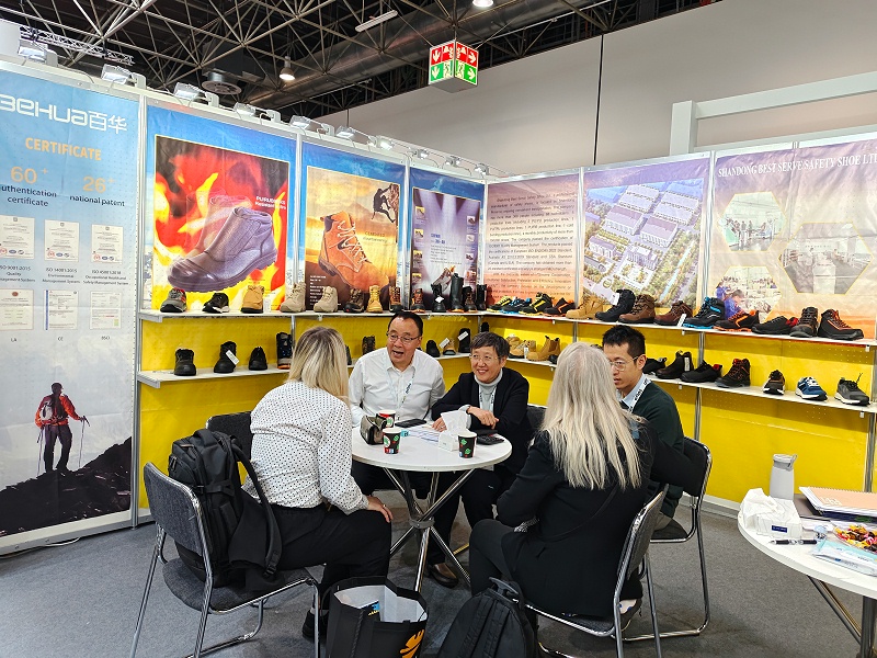 聚焦德國A+A：百華鞋業攜新品，開啟防護新體驗！