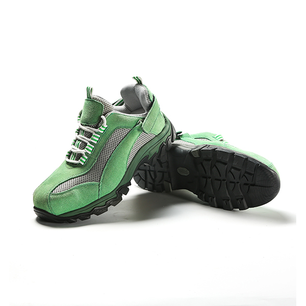 百華鞋業-防砸防穿刺勞保鞋